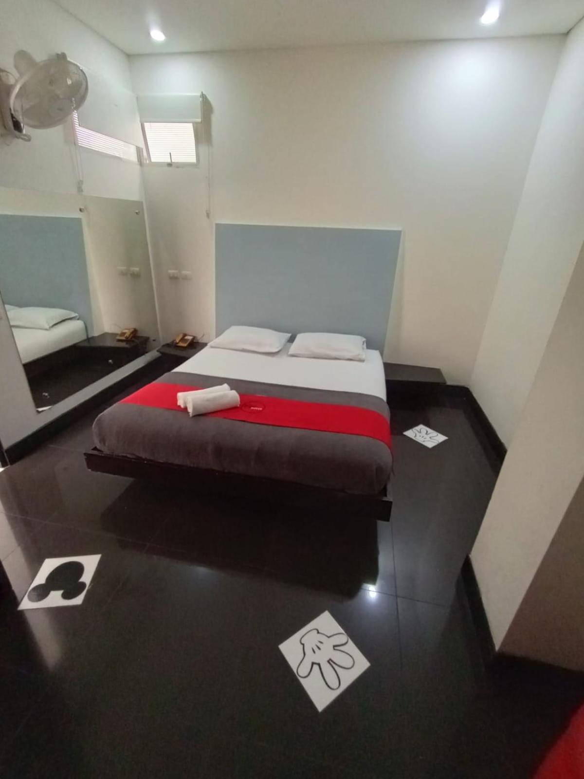 Hotel Spa Laureles Medellín Exteriör bild