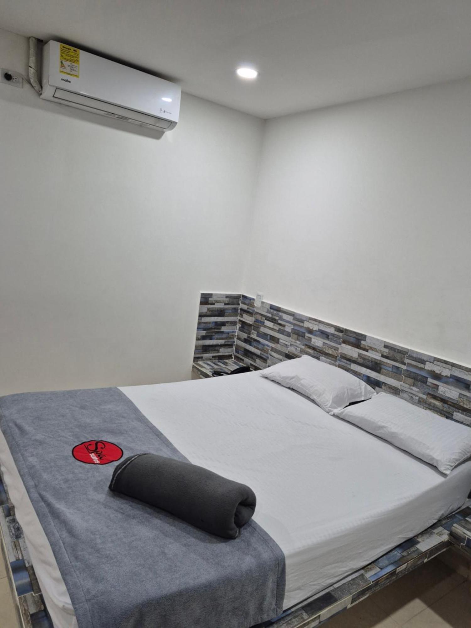 Hotel Spa Laureles Medellín Exteriör bild